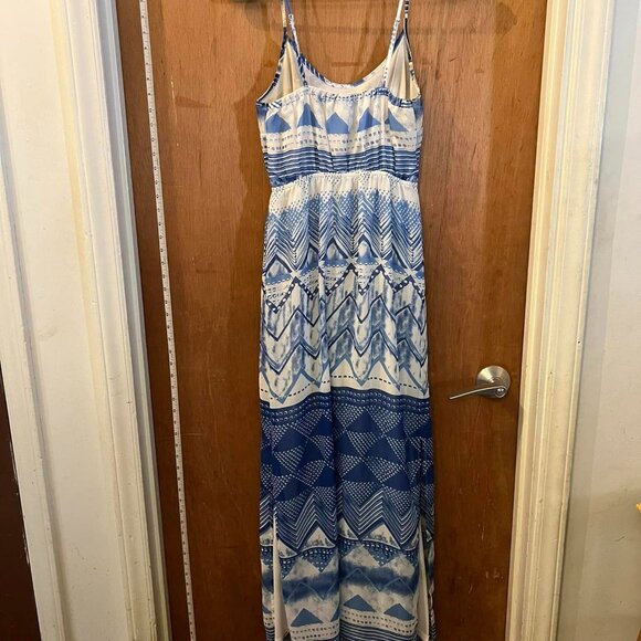 🐻Size XS - Old Navy - Lovely Blue and White Sleeveless Maxi Dress - Picture 4 of 5
